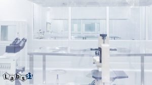 Cleanroom versus laboratorium